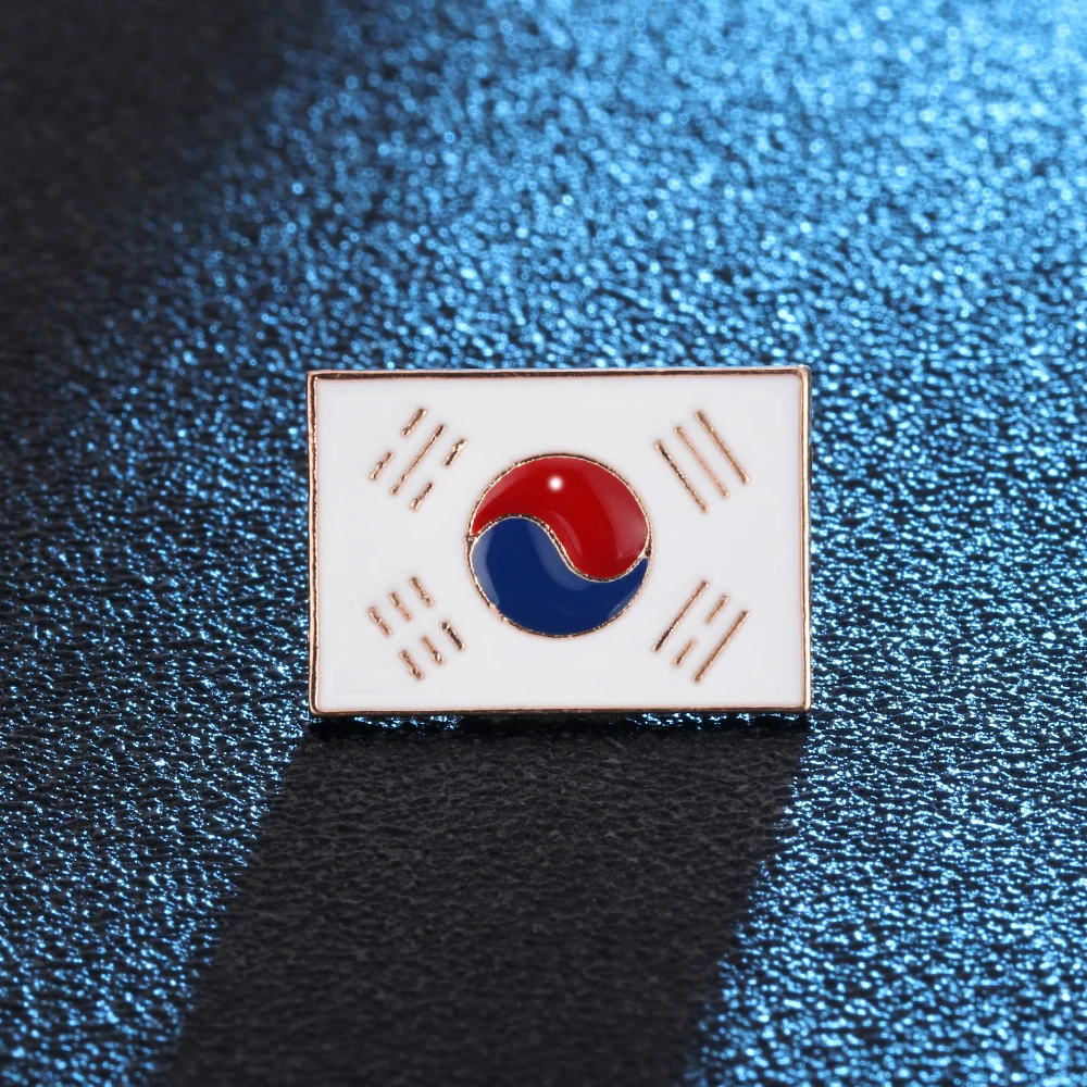 

Exquisite Enamel Korea Country Logo Pin Brooch Denim Pin Buckle Shirt Badge Gift Jewelry lapel pin