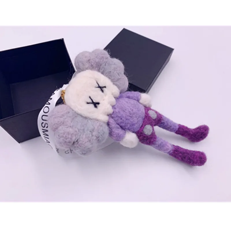 

11CM BRIAN Puppets Key Chain Hangings Wool Felt By Hand OriginalFake Street Art Action Figure Collection Model Toy M512