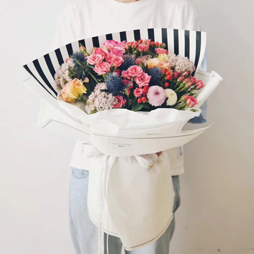 Black Striped Flower Wrapping Paper Waterproof Korean Gift Flower