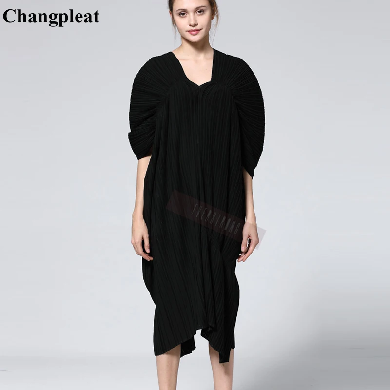 V Noir Taille Chauve Lâche Grande Femme Changpleat 2019 See Chart Manches Pour Mode Femelle Miyak Plissée Printemps Robes souris D11 cou Marée Été Robe POZiXTku