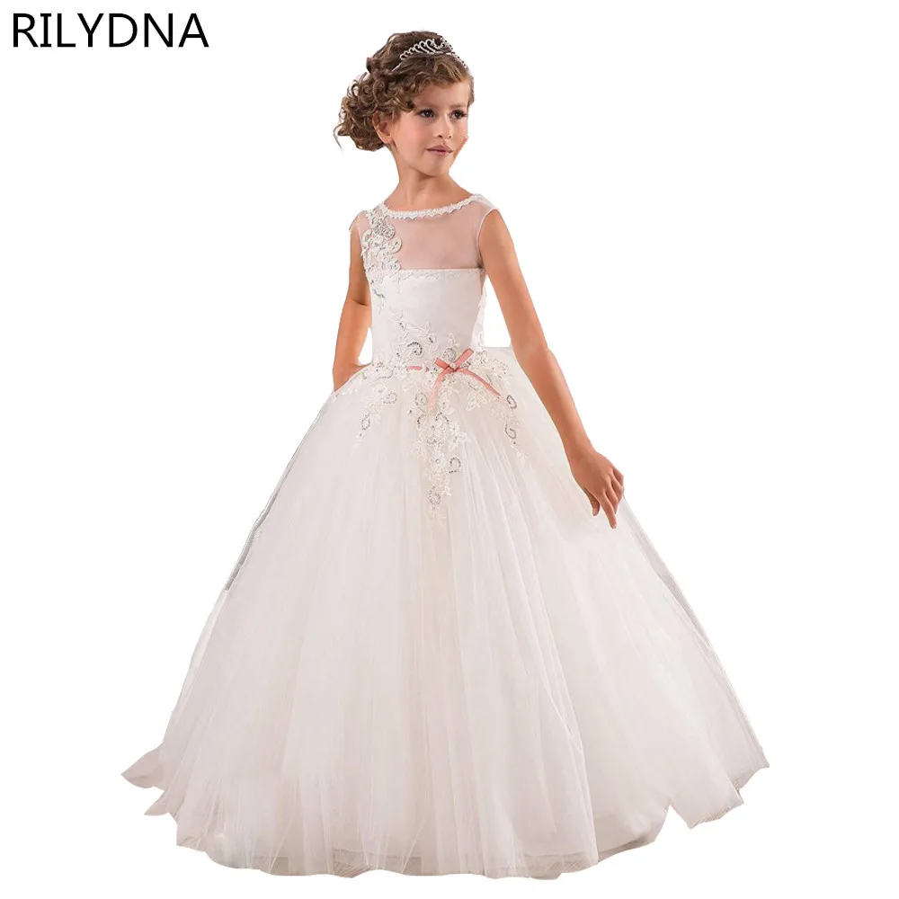 

Flower Girl Dresses Hole Ball Gown White Lace Sleeveless O Neck Long Wedding Pageant First Communion Dresses for Little Girls