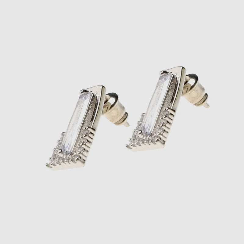 Design Mini silver stylish stud earrings