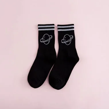 Autumn-Winter-Funny-Socks-Women-Cotton-Cartoon-Cute-Socks-Long-Letter-Harajuku-Woman-Socks-Ladies-Thick(6)