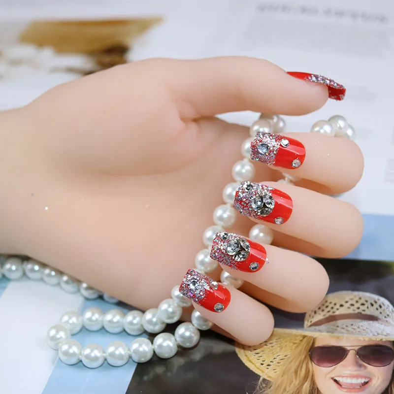 

Fashion 24PCS Shining Rhinestone False Nails Bride Wedding Red Color Fake Nails Square Full Short Cover Nail Arts With Glue