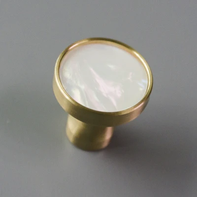 c06