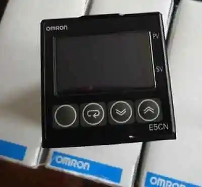 

DHL/EMS 2 pc original for Omron Temperature Controller E5CN-R2MT-500 100-240VAC NEW IN BOX
