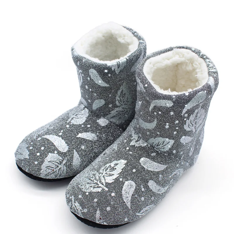 indoor winter slippers Plush indoor shoes, foreign trade flooring shoes and socks quick fur slippers timber land shoes winter indoor winter slippers Plush indoor shoes, foreign trade flooring shoes and socks quick fur slippers timber land shoes winter