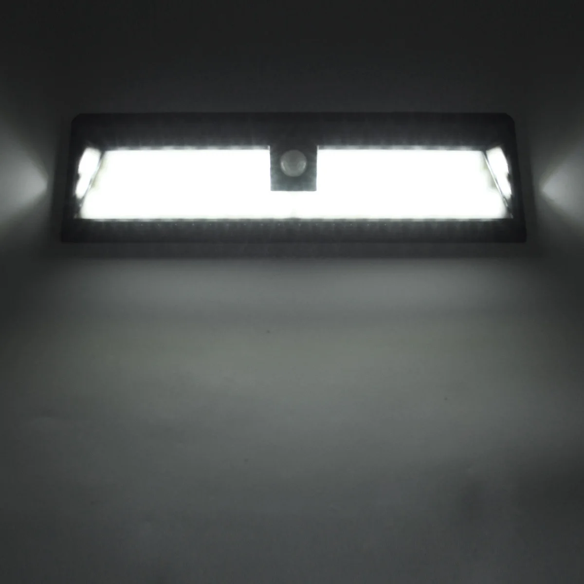 Waterproof 20/54 LEDs Solar Light 2835 SMD White Solar Power Outdoor Garden Light PIR Motion Sensor Pathway Wall Lamp 3.7V