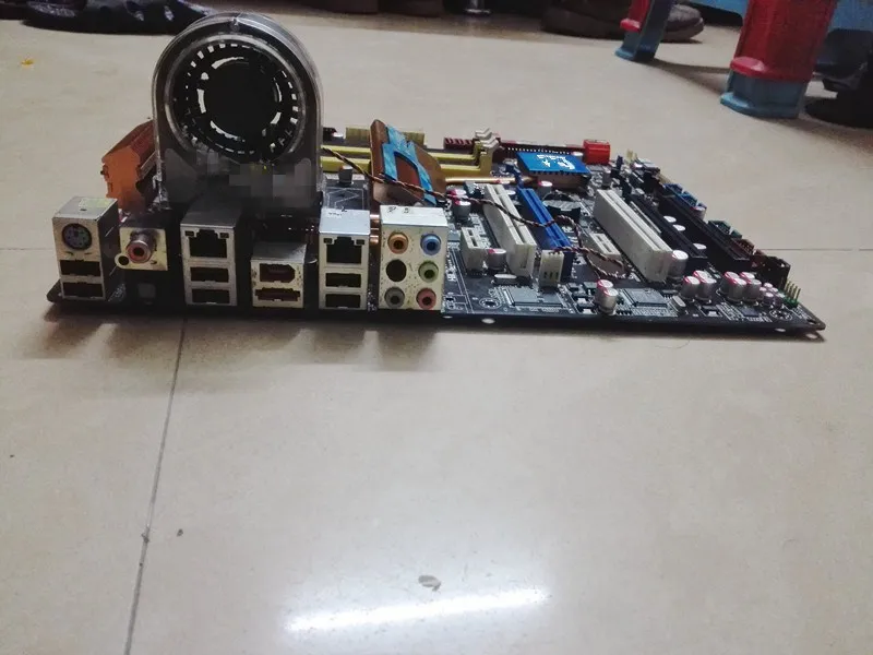 

P5Q Deluxe P45 motherboard