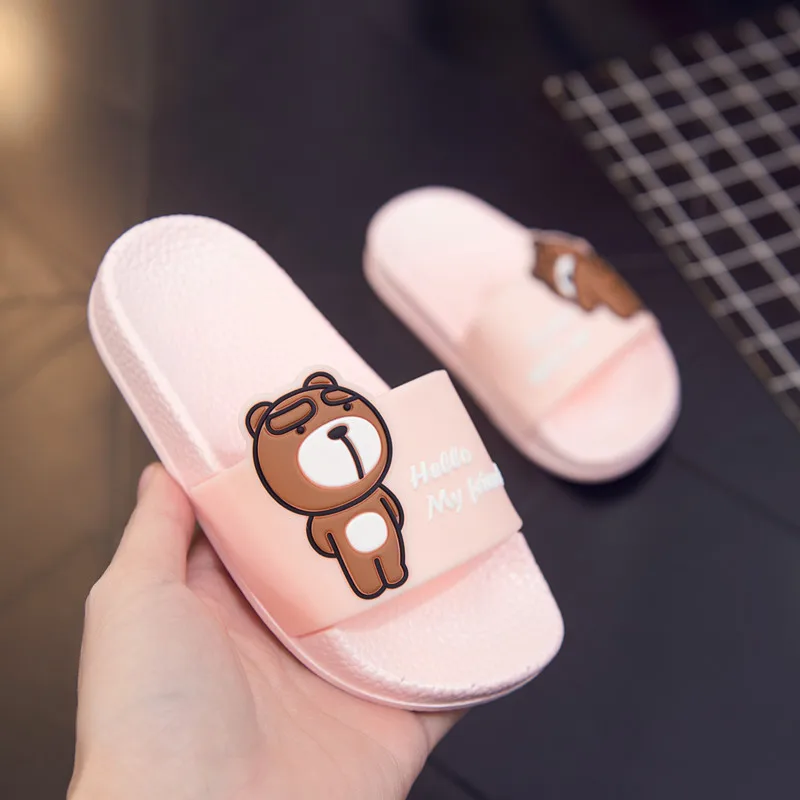 pink Противоскользящие домашние сандалии новые весенне-летние сандалии для мальчиков и девочек с рисунком медведя детские тапочки - Цвет: pink