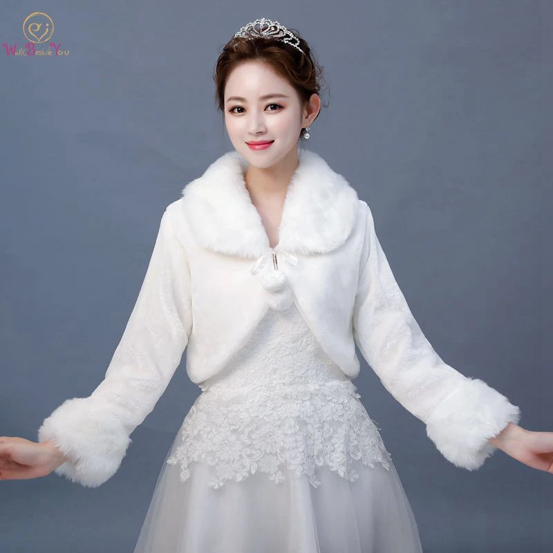 

2019 New Arrival White Wedding Wrap Coat Jacket Faux Fur Bridal Wrap Elegant Accessories Cotton Warmer Women Shawls