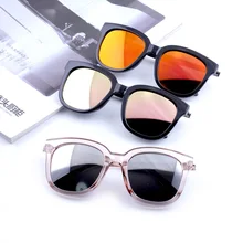 The new 2017 men and women fashion sunglasses Mercury dazzle colour tide joker han edition of glasses