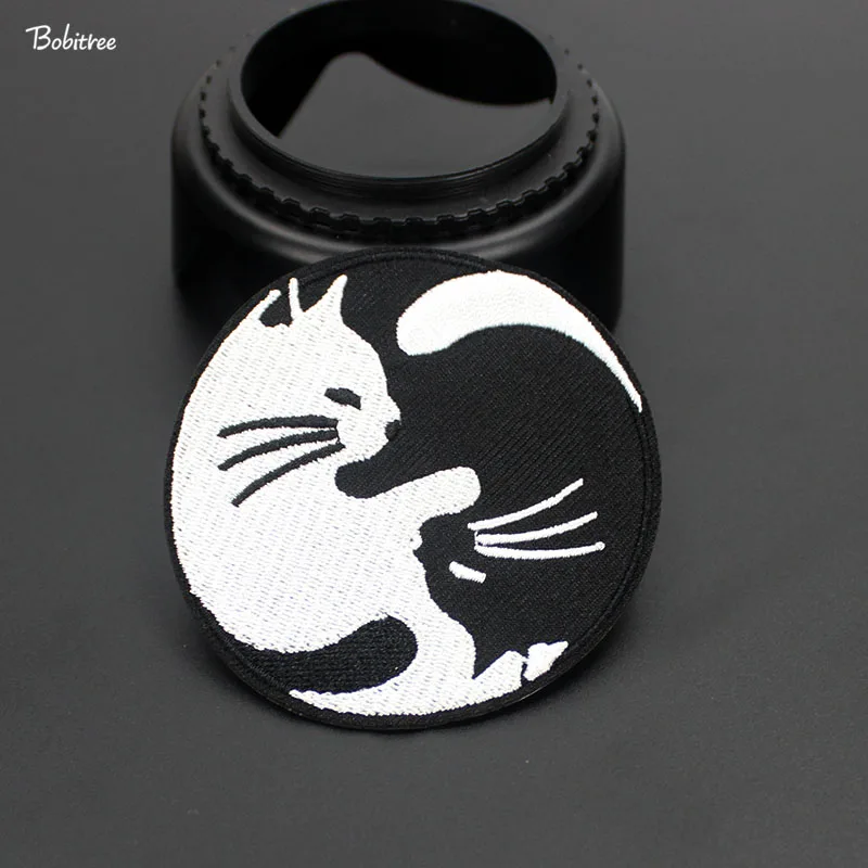 New Black Cat Cloth Patches Badge Embroidery Hot Iron on Artistic Garment DIY Decorative Applique
