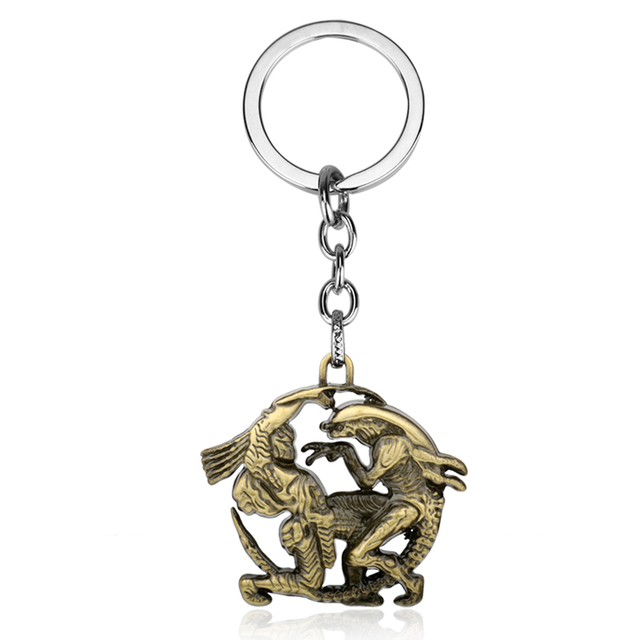 Aliens V Predator Double AVP Keychain 3D Game Alien Queen Pendant Keyring Holder  Lavae Prometheus Men Jewelry Souvenir