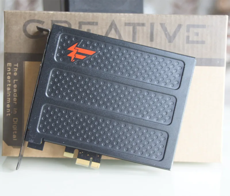 

(second hand)Original for Creative X-Fi Titanium Fatal1ty Pro SB0886 PCI-E 7.1 Sound Card for Music Games Movies