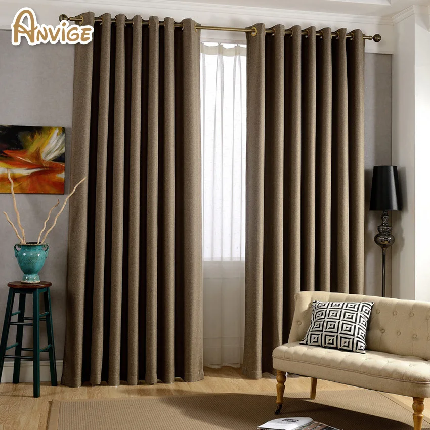 Плотные шторы в гостиную. Плотные шторы в гостиную. Кофейные шторы. Портьеры в комнату. Шторы тотал блэк аут.