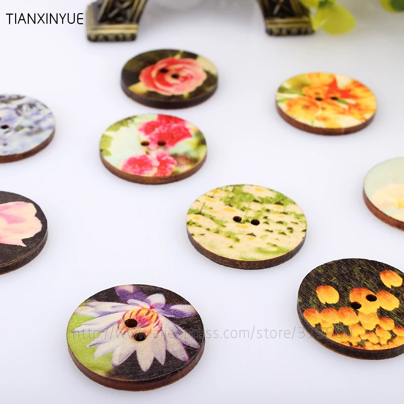 

Flower series Wood Sewing Button Scrapbooking Round At Random Two Holes Pattern 25mm DIY Handmade Sewing Accessories