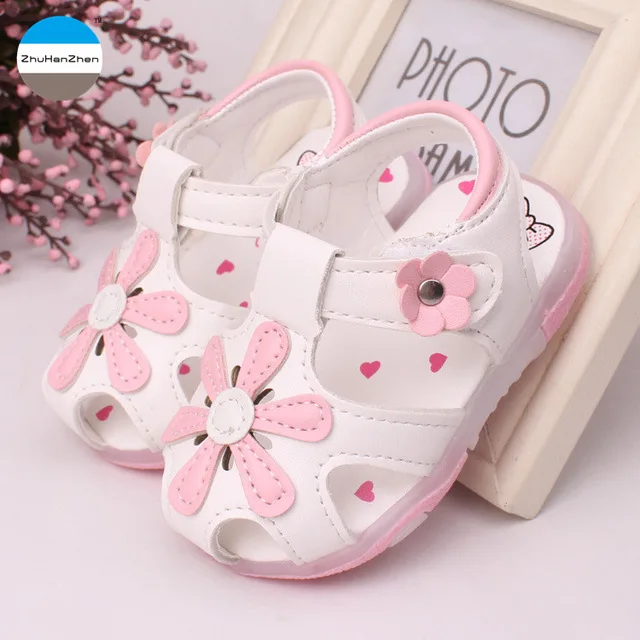 2019 Fashion Summer 1 Year Old Baby Girls Sandals Led Lights Princess