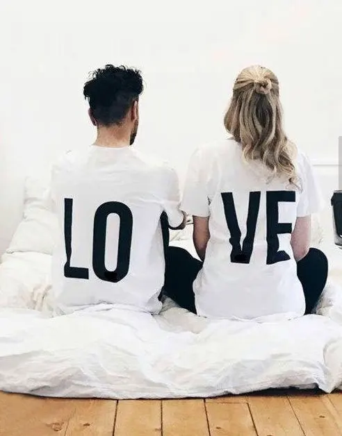 T-Shirt couple LO VE amoureux 1
