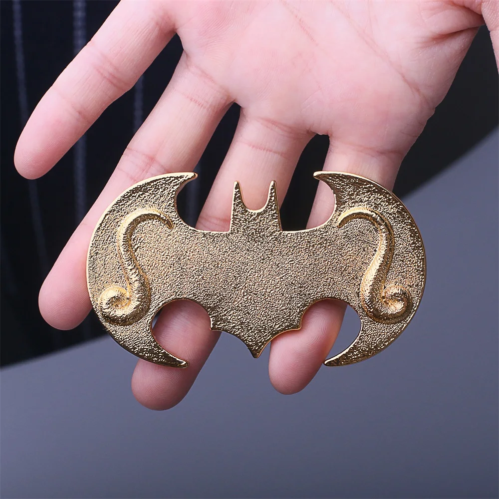 2018 DC Movie Batman Ninja Dart Batman Ninja Collectible Toy Metal Batarangs New Halloween Party (5)
