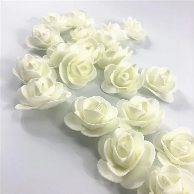 Foam Bear Mold PE Rose Artificial Flower Heads Rose Bear White Mold and Gift Box DIY Rose Bear Accessories Bag - Цвет: 500PCS  milk