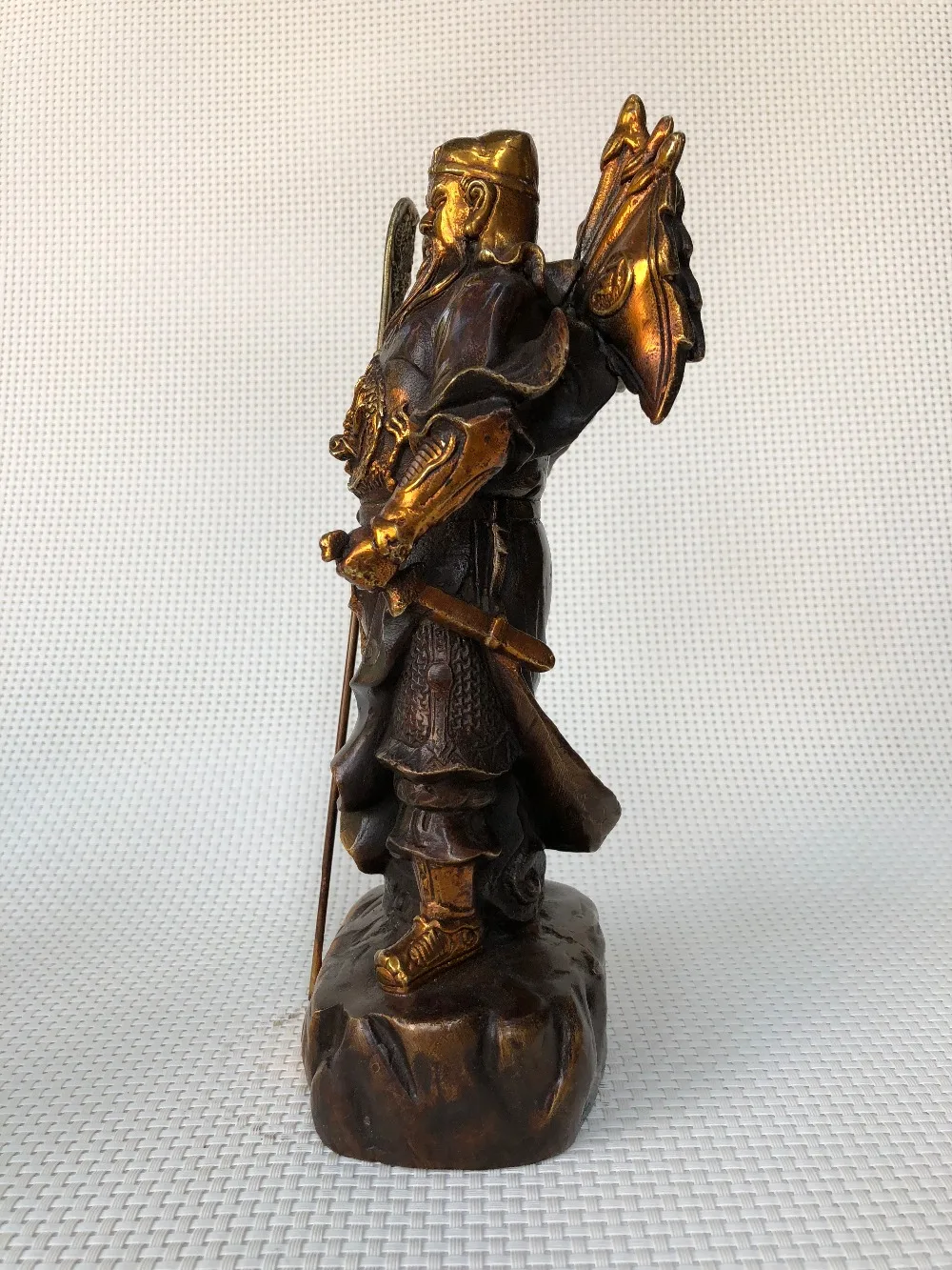 

Collection of Chinese Large Copper Guan Yu Knife Statue Christmas Decoration Artwork