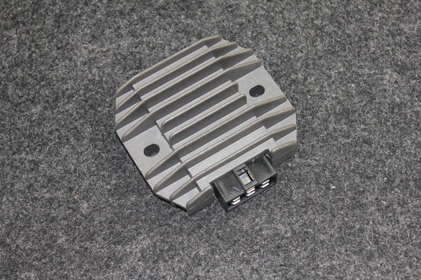 

Voltage Regulator Rectifier for Kawasaki ZZR600 D 90-93 90 91 92 93
