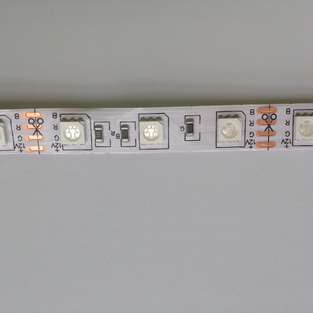 5 м 300led 5050 RGB светодиодные полосы не водонепроницаемый Цвет светодиодные fleixble полосы комплект+ 44keys дистанционного контроллер+ DC 12 В Мощность