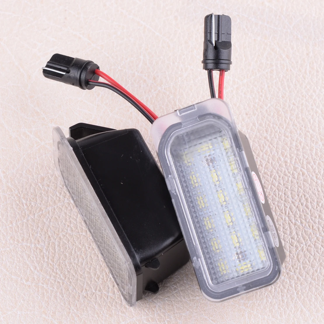 

CITALL 2pcs Error Free LED Rear License Plate Light Lamp Fit for Ford Fiesta Focus S-MAX C-MAX Kuga Mondeo Galaxy 2010 2011 2012