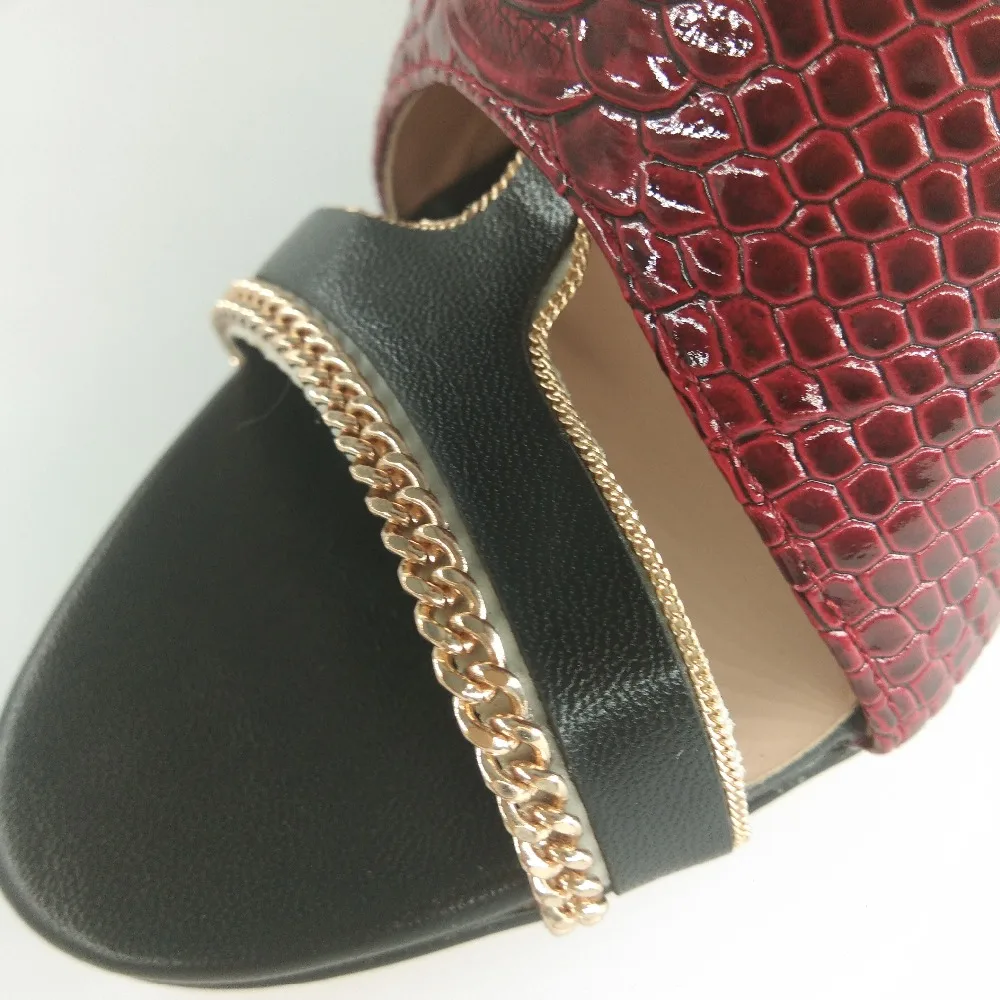 Женские пикантные туфли без задника с открытым носком; цвет красный, питон; босоножки на высоком каблуке; черные модельные туфли; женские летние туфли на шпильке с цепочкой; большие размеры