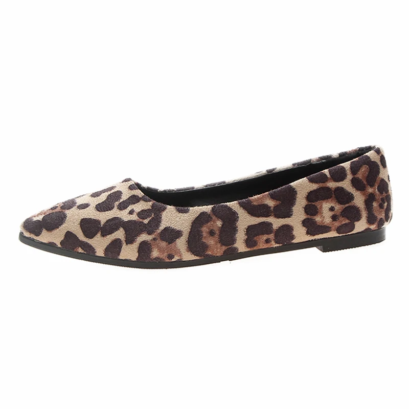 

2019 spring new pointed leopard loafers wild Korean version of the shallow mouth flat shoes.