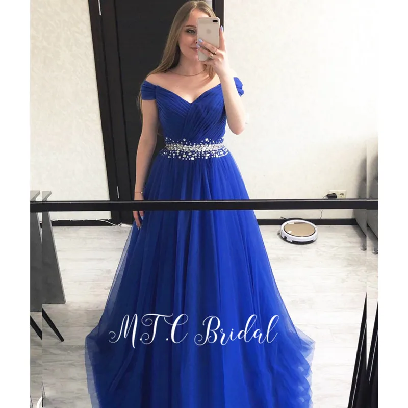 

Gorgeous Royal Blue Evening Dresses Glitter Crystals Tulle Off The Shoulder A Line Long Prom Gowns 2019 Cheap Women Party Dress