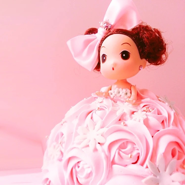 baby barbie cake