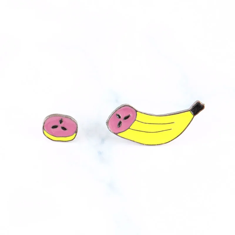 

2pcs/set Slicing Up Bananas Enamel Pin Sliced Banana Denim Jacket Brooches Badge Cartoon Food Fruit Kawaii Jewelry