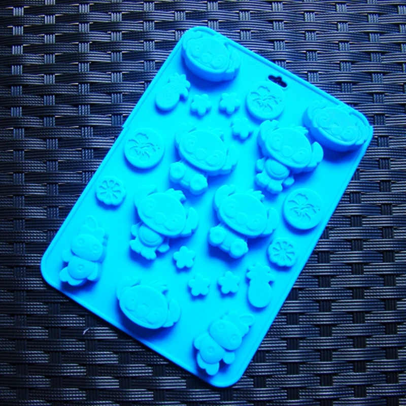 

New Style (2pcs/lot) Animation Silicone Chocolate Mold Stitch Shape Cake Mold Biscuit Mold Cartoon Bakeware Mold