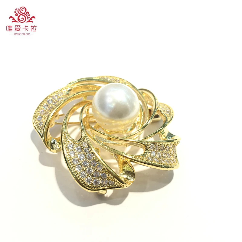

WEICOLOR Nice Flower Shaped 12mm Round White Mother Pearl Brooch.