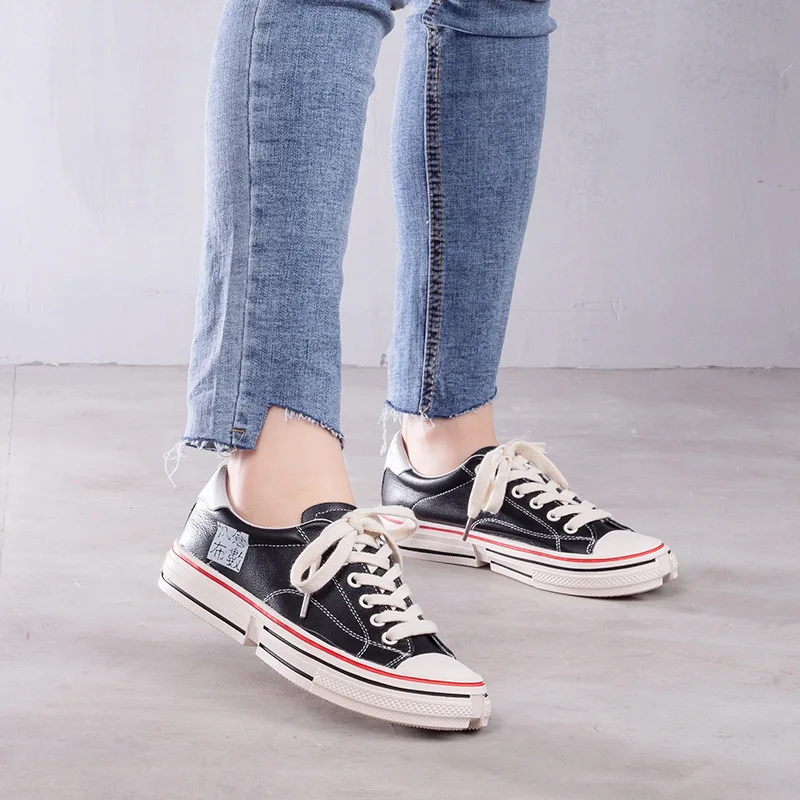 

JELLYFOND White Black Women Flats Sneakers Shoes Low Top Sneakers 2019 Designer Vulcanized Shoes Genuine Leather Basket Femme