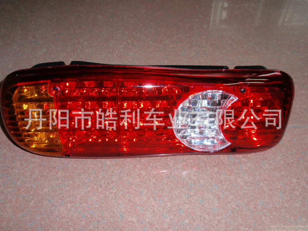 Dongfeng 1071 after plastic auto manufacturers General Motors taillights rear lights HM-035 | Лампы и освещение