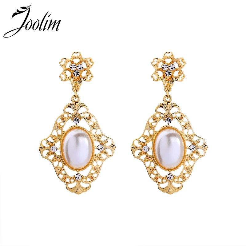 

Joolim Gold Color Cutout Pearl Drop Earring Baroque Earring
