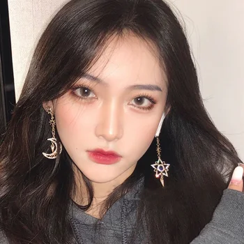 

2018 New Statement Full Rhinestone Moon Star Pendant Asymmetric Earrings For Women Fashion Personality Vintage Long Pendientes