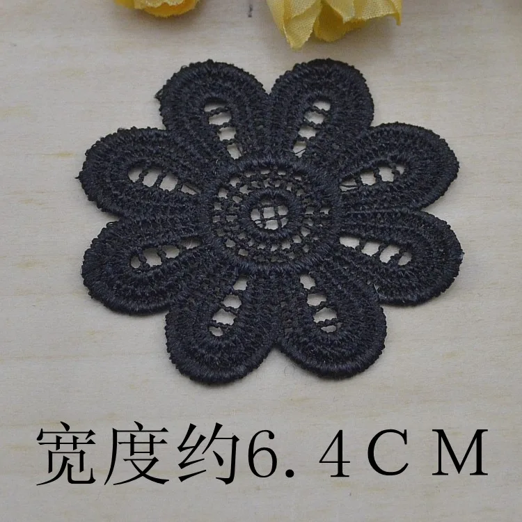 1828141111_1919222400
