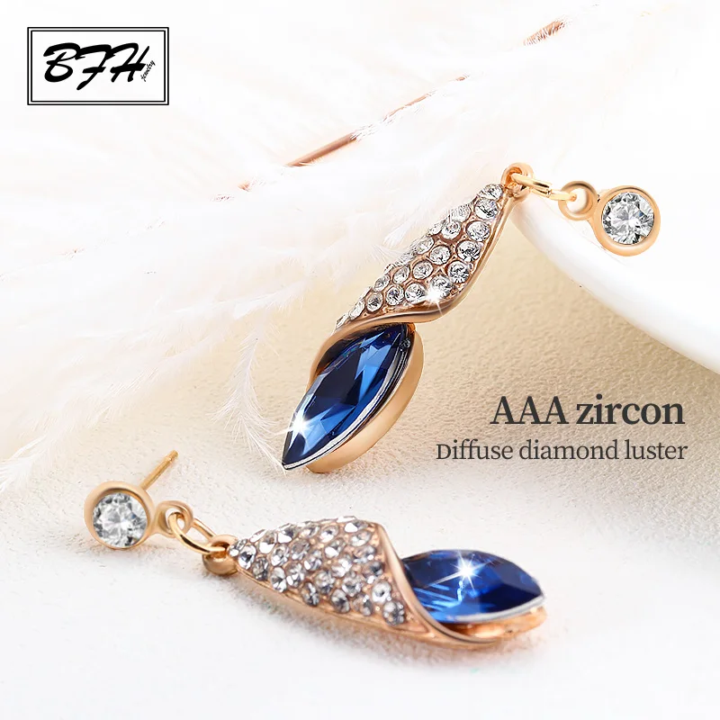 

BFH Fashion Luxury Green Zircon Rhinestone Earrings for Women Wedding Charm Elegant White Crystal Earring Jewelry Gift Wholesale