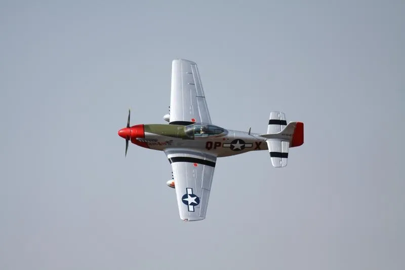 RC самолет warbird Freewing P51