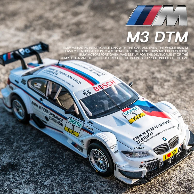 

1:32 M3 Sports Car Alloy Metal Luxury Racing Car M3 DTM simulation model toy car Pull Back With Sound Light