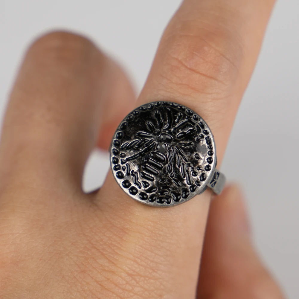 #10 Game Dark Soul 3 Rings Hornet Ring Luxury Weapon Equipment Dark Soul Accessories Souvenir Halloween Party Prop (29)