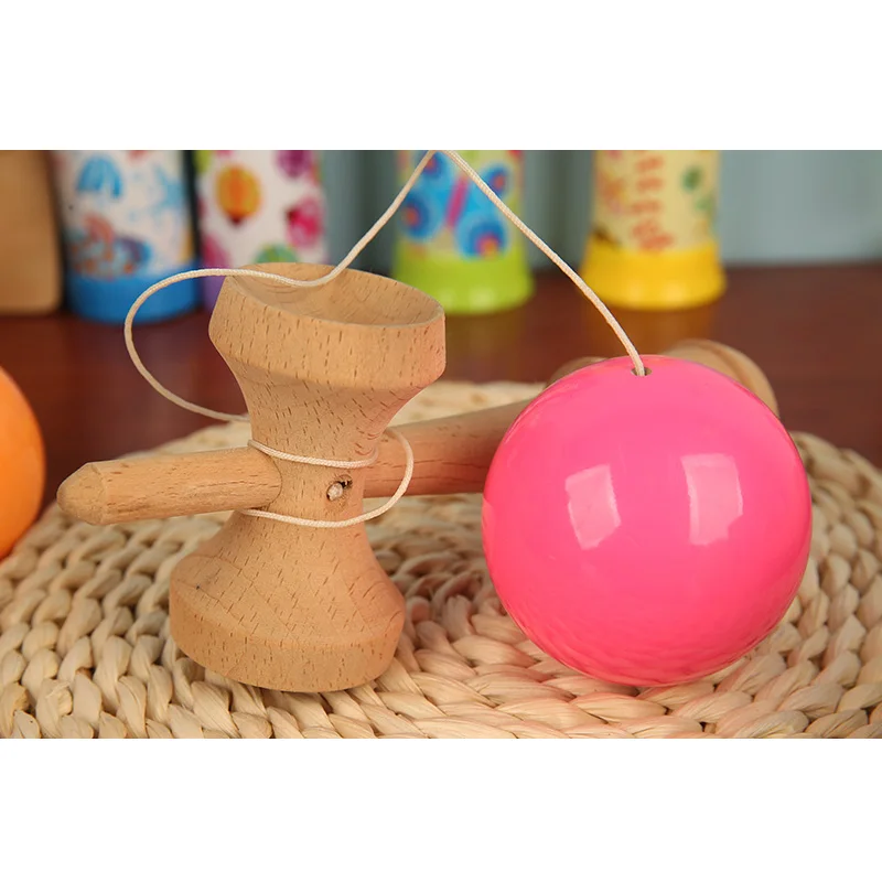 Деревянная игрушка Kendama для детей и взрослых, 18 см, искусственная краска, трещины, профессиональный Kendama, умелый мяч для жонглирования, традиционная игра, игрушка для спорта на открытом воздухе