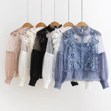 Весна лето японский стиль модная Сексуальная кружевная блузка женская рубашка с рукавом-фонариком Элегантная туника с цветочным рисунком Топы сетчатые Блузы