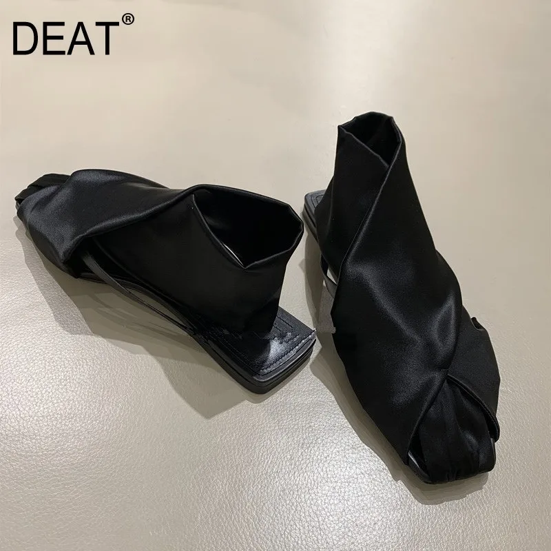 

[DEAT] 2019 New Spring Summer Square Toe Shallow Silk Cross Band Casual Flat Cool Personality Sandals Women Fashion Tide 10B541