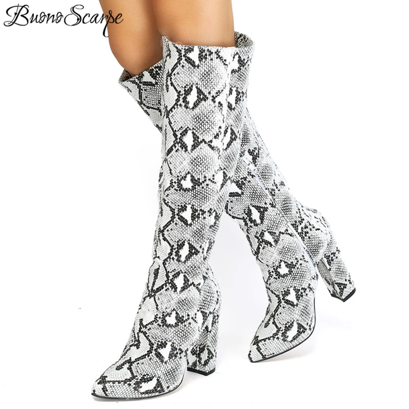 Buono Scarpe/высокие сапоги без шнуровки на высоком каблуке со змеиным принтом Обувь с