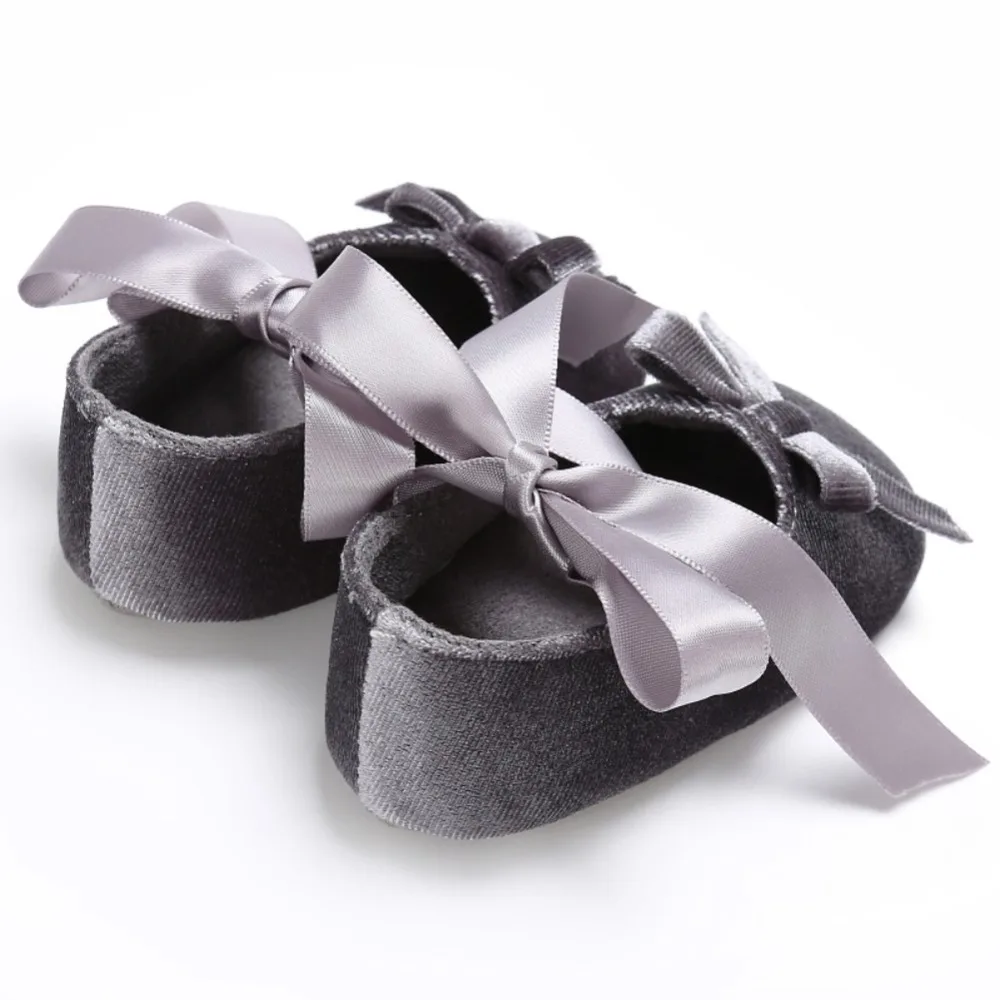 Zapatos del bebé Infantil primeros caminantes suaves zapatos de terciopelo princesa zapatos de bebé lindo Zapatos del bebé Infantil primeros caminantes suaves zapatos de terciopelo princesa zapatos de bebé lindo